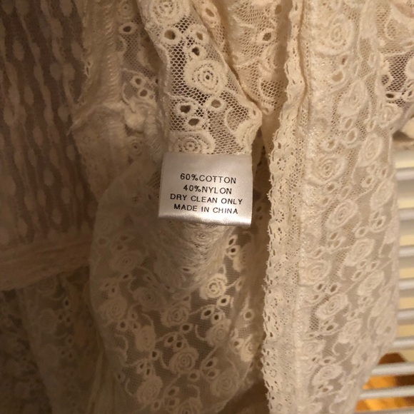 Hazel lace tank size large - Picture 8 of 8